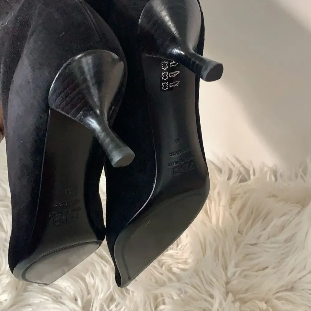 FENDI KNEE HIGH POINTIE TOE BLACK‎ SUEDE BOOTS SIZE 38 US8